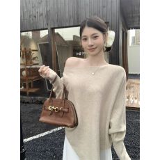 批发韩系蝙蝠袖长袖针织衫女秋冬设计感不规则软糯毛衣宽松斜肩上衣