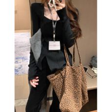 批发方领针织打底衫女2025年秋冬季新款洋气长袖修身显瘦开叉内搭上衣