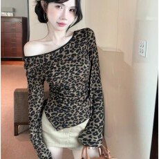 美式复古设计感甜辣豹纹T恤女秋绑带露背别致洋气长袖上衣