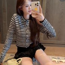 香风撞色条纹圆领针织开衫女早秋法式气质名媛修身显瘦短款上衣