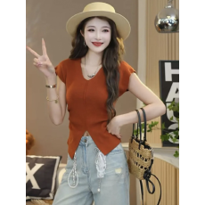 批发已出货 不规则开叉短袖毛<b class='q'>针织衫</b>女夏季新款褶皱收腰显瘦V领上衣
