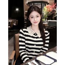 批发已出货小香风条纹娃娃领<b class='q'>针织</b>开衫女早秋宽松显瘦百搭长袖大