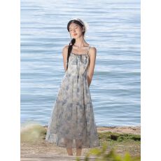 批发法式气质高级感百搭碎花连衣裙女夏油画度假风<b class='q'>吊带</b>长裙收腰单长裙
