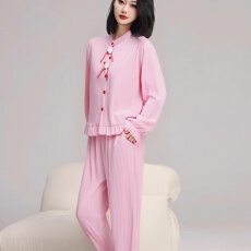 批发6535棉<b class='q'>睡衣</b>女秋冬高级圆领花朵装饰长袖长裤套装 M-XXL