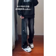 批发黑灰色纽扣折叠微喇<b class='q'>牛仔裤</b><b class='q'>男</b>潮牌痞帅炸街长裤美式高街vibe弯刀裤