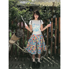 批发<b class='q'>可爱</b>甜美风休闲运动套装女夏季印花正肩短袖T恤碎花半身裙两件套