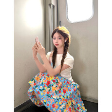批发<b class='q'>可爱</b>甜美风休闲运动套装女夏季印花正肩短袖T恤碎花半身裙两件套
