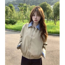 批发高品质 原版做工 （原版面料 ）<b class='q'>外套</b>女