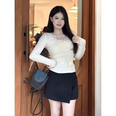 批发欢迎外贸公司合作，立体花朵针织衫女秋冬季纯欲V领内搭T恤打底