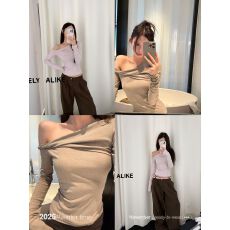 批发欢迎外贸公司合作，磨毛针织衫女秋冬露肩显瘦<b class='q'>加绒</b>扭结T恤<b class='q'>打底衫</b>