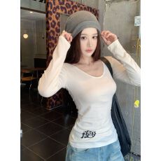 批发欢迎外贸公司合作，甜酷风印花长袖T恤女<b class='q'>修身</b><b class='q'>打底衫</b>内搭上衣