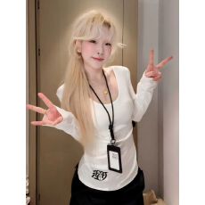 批发欢迎外贸公司合作，甜酷风印花长袖T恤女<b class='q'>修身</b><b class='q'>打底衫</b>内搭上衣