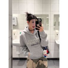 批发欢迎外贸公司合作，连帽字母钉珠长袖卫衣女宽松慵懒上衣