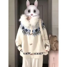 批发大毛领连帽牛角扣针织开衫毛衣厚外套<b class='q'>牛仔</b><b class='q'>短裤</b>2025秋冬新款外套女