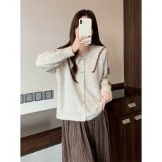 批发大翻领<b class='q'>短款</b>毛衣<b class='q'>开衫</b>外套重工钉珠上衣