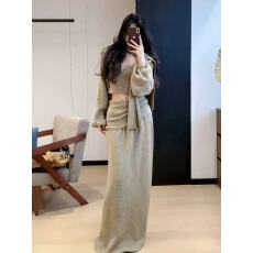 批发<b class='q'>名媛</b>立体玫瑰花针织吊带开衫外套半裙四件<b class='q'>套装</b>裙