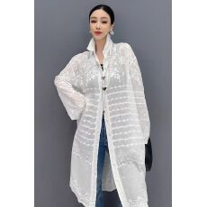 批发春秋季新款防晒外套长袖衬衫潮流做旧<b class='q'>休闲</b>时尚宽松大码<b class='q'>女装</b>