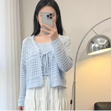 批发宽松短款针织开衫女夏季<b class='q'>新款</b>度假V领系绑带镂空设计长袖+吊带套装