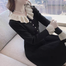 批发法式复古高级感黑色针织<b class='q'>连衣裙</b>女秋冬新款小个子娃娃领打底小黑裙