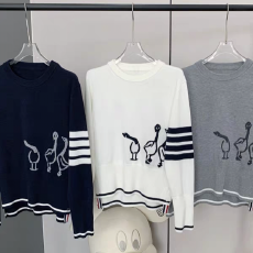 批发2025秋冬学院风减龄三只卡通天鹅套头毛衣休闲百搭<b class='q'>针织衫</b>女上衣