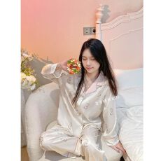 批发6花型缎面提花冰丝绸睡衣女春秋季长袖长裤开衫<b class='q'>大码</b>家居服套装