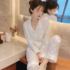 批发睡衣女春秋新款冰丝网红爆款in长袖韩版家居服提花<b class='q'>格子</b>开衫<b class='q'>套装</b>