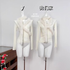 批发实物实拍 设计感拼接毛绒围脖修身<b class='q'>针织衫</b>女毛毛围巾绝美两件套