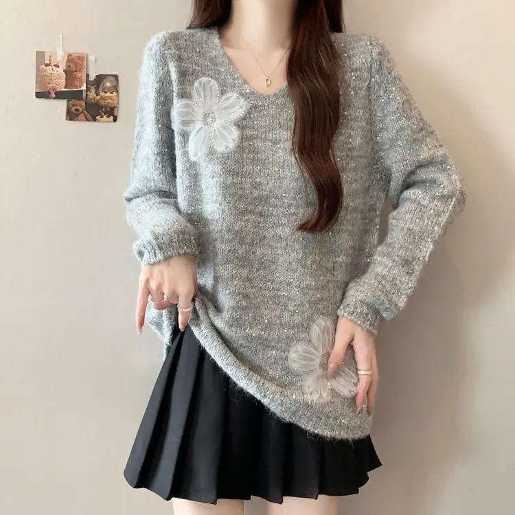 비즈 플라워 장식 V넥 니트 상세 이미지 2