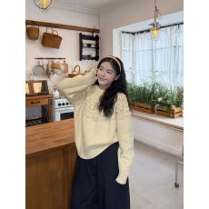 批发韩系百搭高级感立体钩花针织衫女秋冬设计感宽松显瘦长袖毛衣