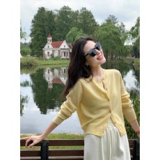 批发法式小香风黄色长袖针织开衫外套女高级感毛衣外穿气质小上衣秋冬