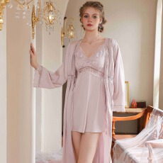 批发原创古典风法式浪漫<b class='q'>性感</b>蕾丝睡裙带胸垫<b class='q'>睡衣</b>秋冬高级感家居服套装