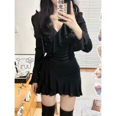 批发荷叶喇叭纯欲甜辣妹连衣裙小黑裙子女修身舞蹈短裙赫本风v领A字裙