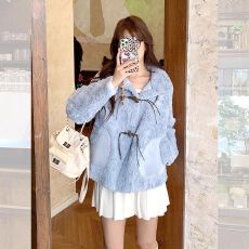 批发牛角扣仿兔绒皮毛一体外套<b class='q'>女</b>冬季2024新款小个子加绒加厚羊羔毛