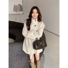 批发初秋新款大衣韩系高级感留洋千金感小个子燕麦色毛呢外套2025新款
