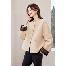 批发小香风新款短款充绒加厚常规款冬季纯色厚款长袖毛呢外套气质夹克