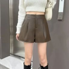 批发<b class='q'>皮短裤</b>女南大街2026新款高腰显瘦a字阔腿pu皮裤外穿靴裤裤子韩版