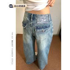 批发复古水洗褶皱阔腿牛仔裤女2026春季新款宽松显瘦设计感绣标直筒裤