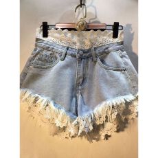 批发欧洲站2026夏装新款拼接钩花蕾丝花边<b class='q'>高腰</b>显瘦毛边牛仔短裤<b class='q'>热裤</b>女