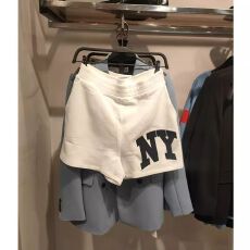 批发仿棉2026春夏季新款休闲<b class='q'>宽松</b>校队风<b class='q'>运动</b>百搭短裤女