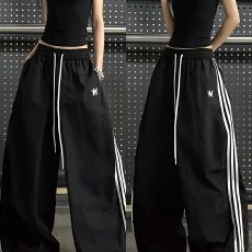 批发设计感木光条纹工装裤女速干阔腿<b class='q'>运动裤</b>夏薄款宽松抽绳伞兵休闲裤