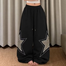 批发氛围感拼接格子红色阔腿裤子春季新款显瘦拖地运动卫裤慵懒日系