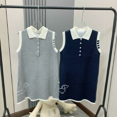 批发韩系设计感条纹连帽短袖T恤女<b class='q'>夏</b>季小个子别致绝美显瘦假两件上衣