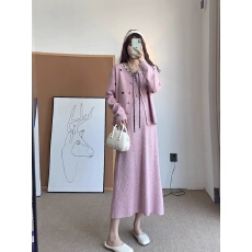 批发高端孕妇装春秋2025新款轻奢小香风针织开衫爱心宽松背心裙套装