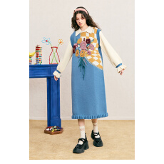 批发2026春新款减龄时尚好看小清新立体花束毛巾绣拼色毛衣裙<b class='q'>连衣裙</b>女