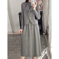 批发高级感流苏马甲打底长裙两件套女秋冬大码胖mm气质显瘦针织套装裙