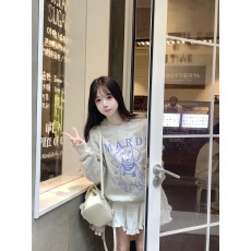 批发秋冬新款-圆领宽松可爱<b class='q'>动物</b>图案印花少女卫衣女上衣大码