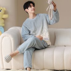 批发秋冬季法兰<b class='q'>绒</b>青少年加厚加<b class='q'>绒</b>男士<b class='q'>睡衣</b>冬天青年学生<b class='q'>珊瑚</b><b class='q'>绒</b>保暖套装