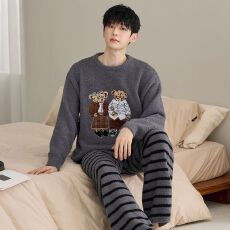 批发300克米粒绒男士睡衣冬季<b class='q'>新款</b>圆领长袖长<b class='q'>裤</b>保暖家居服套<b class='q'>装</b>