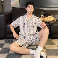 批发夏季新款睡衣男士拉架仿棉翻领开衫短袖短裤卡通舒适家居服套装
