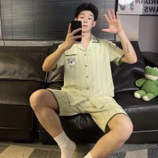 批发夏季新款<b class='q'>睡衣</b>男士拉架仿棉翻领开衫<b class='q'>短袖</b>短裤卡通舒适家居服套装
